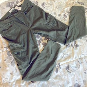 NWT Loft cargo legging pants 28/6 army green